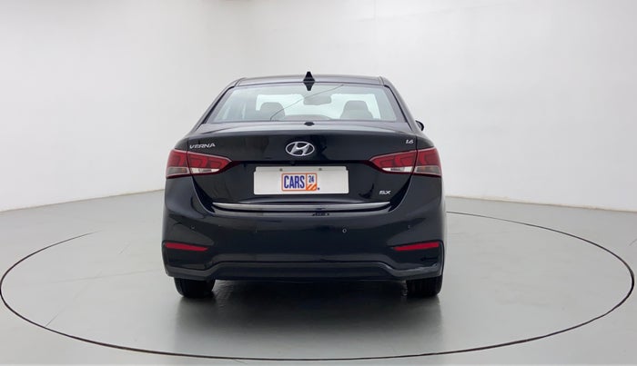 2018 Hyundai Verna 1.6 SX VTVT AT (O), Petrol, Automatic, 47,221 km, Back/Rear