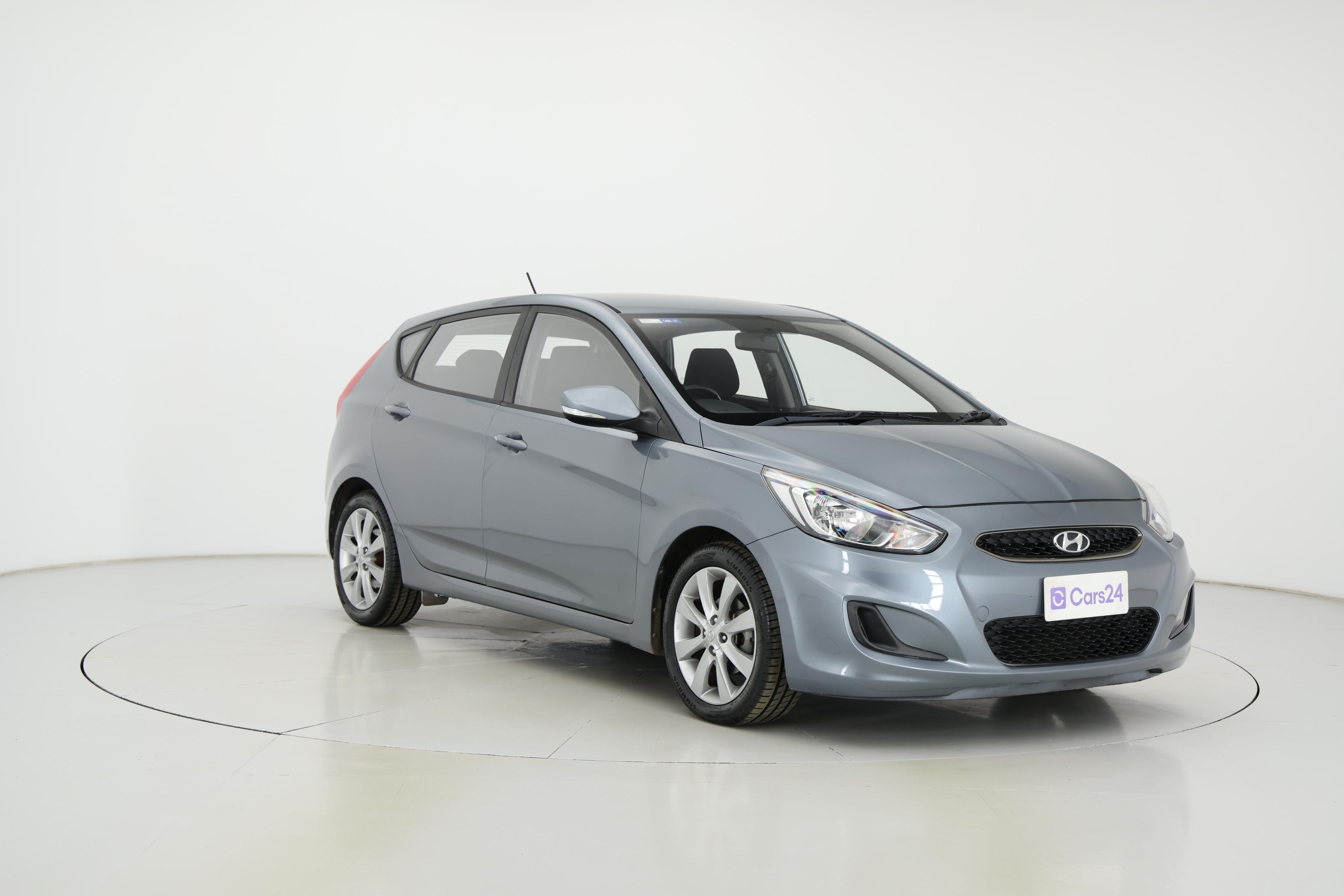 Hyundai Accent image