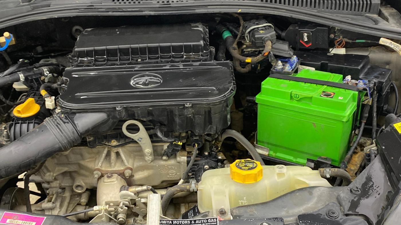 2022 Tata TIGOR XZ PLUS CNG, CNG, Manual, 56,201 km, Engine View - Left