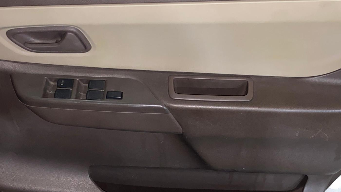 2013 Maruti Zen Estilo VXI, Petrol, Manual, 38,626 km, Driver Side Door Panels Control