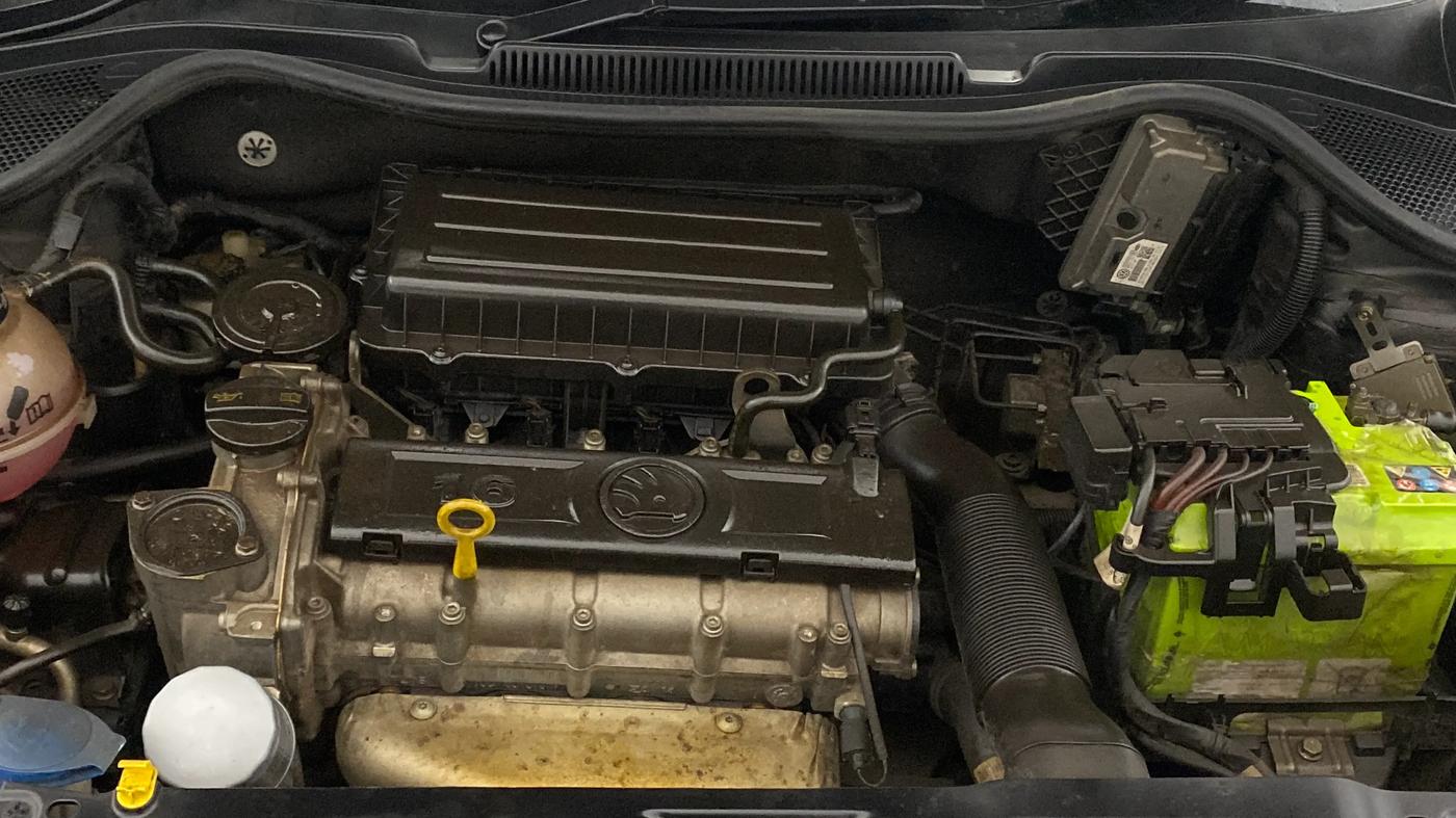 2019 Skoda Rapid STYLE 1.6 MPI, Petrol, Manual, 56,990 km, Engine View