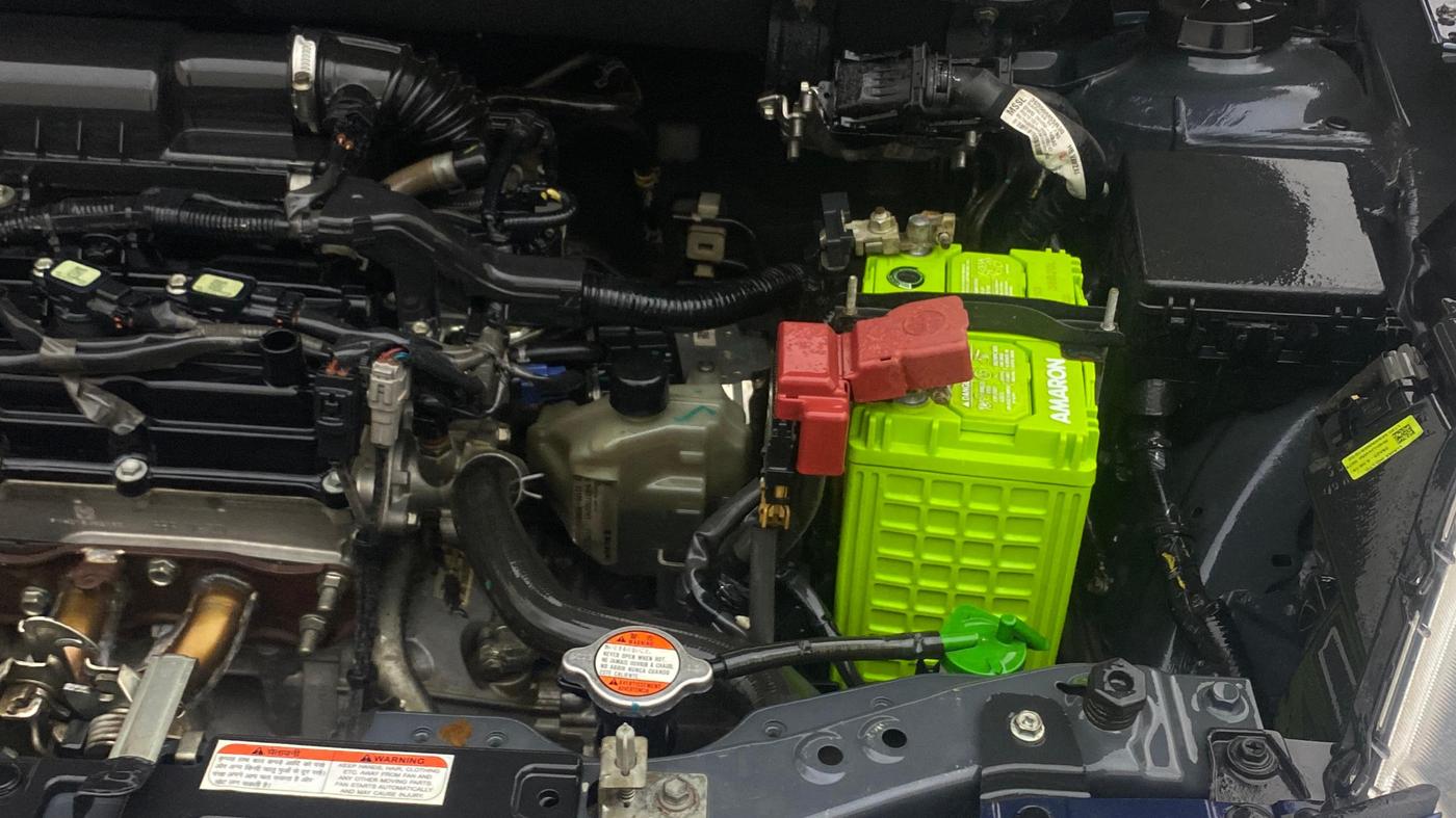 2018 Maruti Swift ZXI AMT, Petrol, Automatic, 90,923 km, Engine View - Left