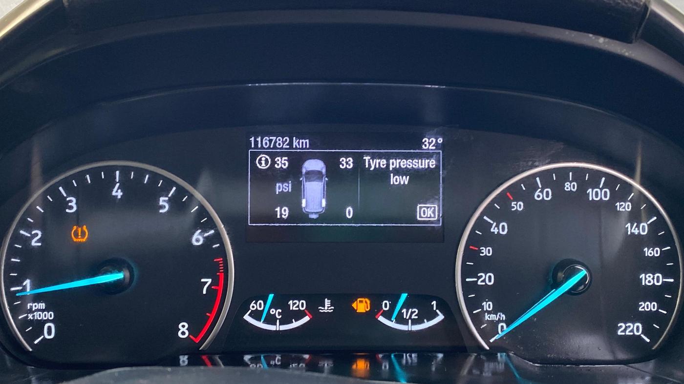 2019 Ford Ecosport TITANIUM 1.0L ECOBOOST SPORTS(SUNROOF), Petrol, Manual, 1,16,779 km, Odometer Image