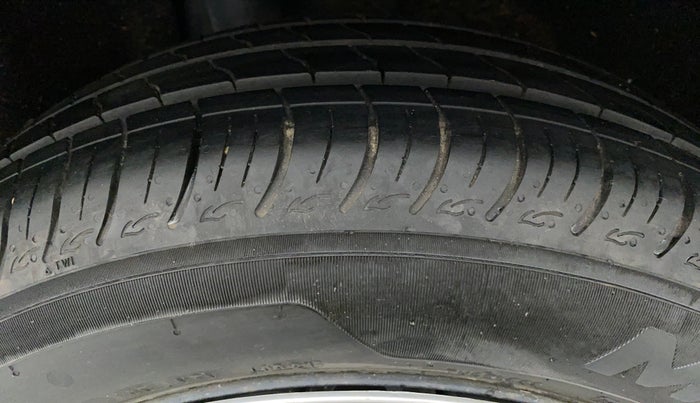2021 Maruti Baleno DELTA 1.2 K12, Petrol, Manual, 12,156 km, Right Rear Tyre Tread