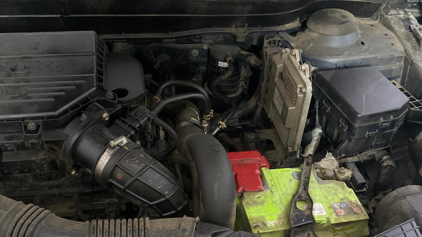 2019 Maruti Vitara Brezza ZDI, Diesel, Manual, 94,605 km, Engine View - Left
