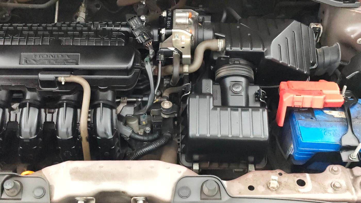 2016 Honda Amaze 1.2L I-VTEC SX, Petrol, Manual, 33,895 km, Engine View - Left