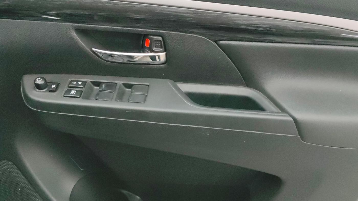 2024 Maruti XL6 ZETA MT, Petrol, Manual, 9,921 km, Driver Side Door Panels Control