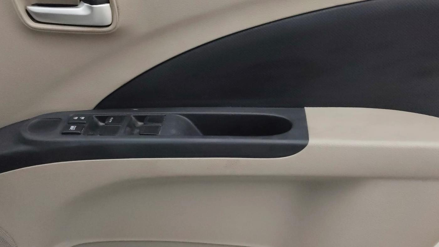 2016 Maruti Celerio VXI AMT, Petrol, Automatic, 18,287 km, Driver Side Door Panels Control