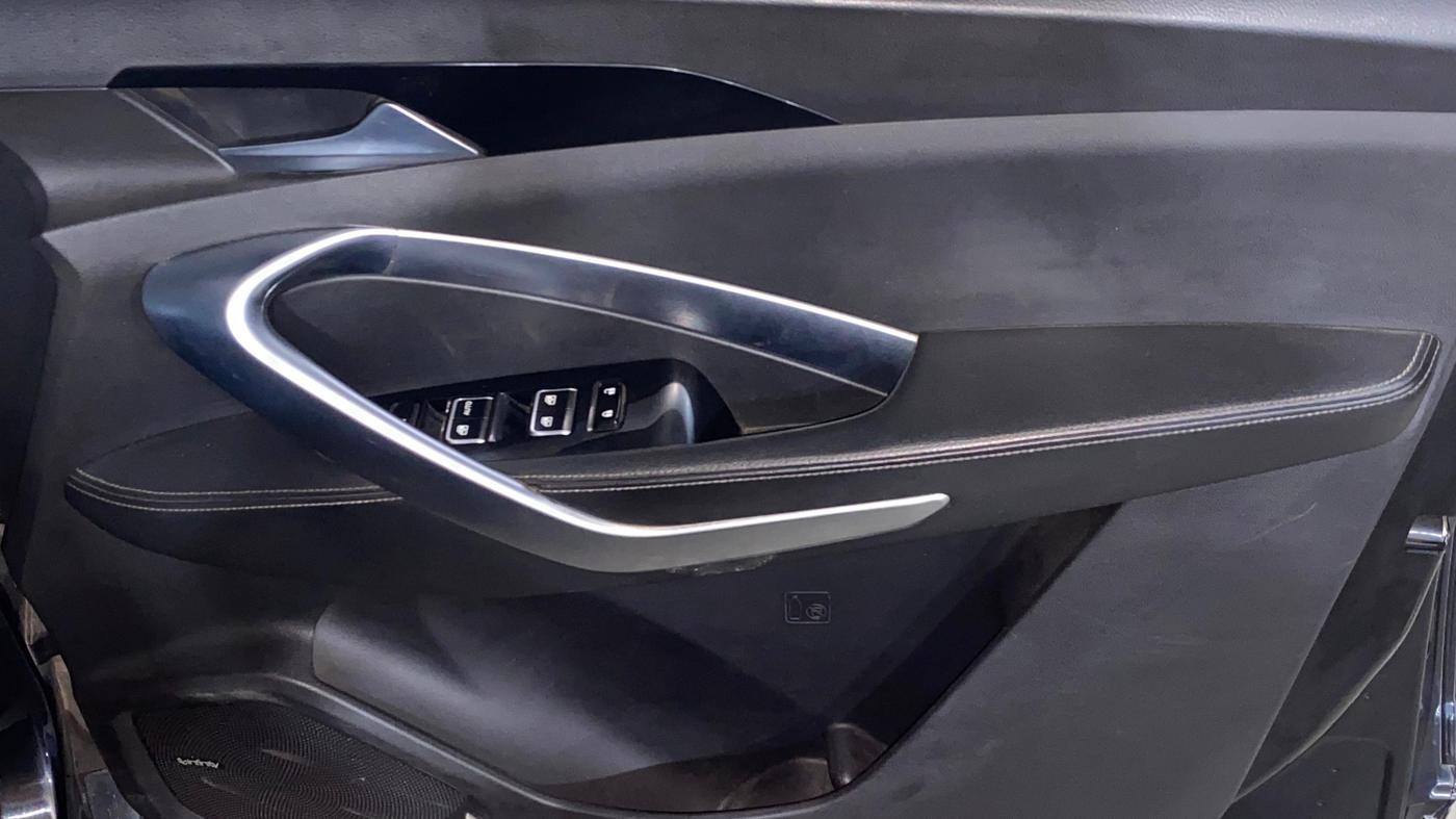 2020 MG HECTOR SHARP 2.0 DIESEL, Diesel, Manual, 82,426 km, Driver Side Door Panels Control