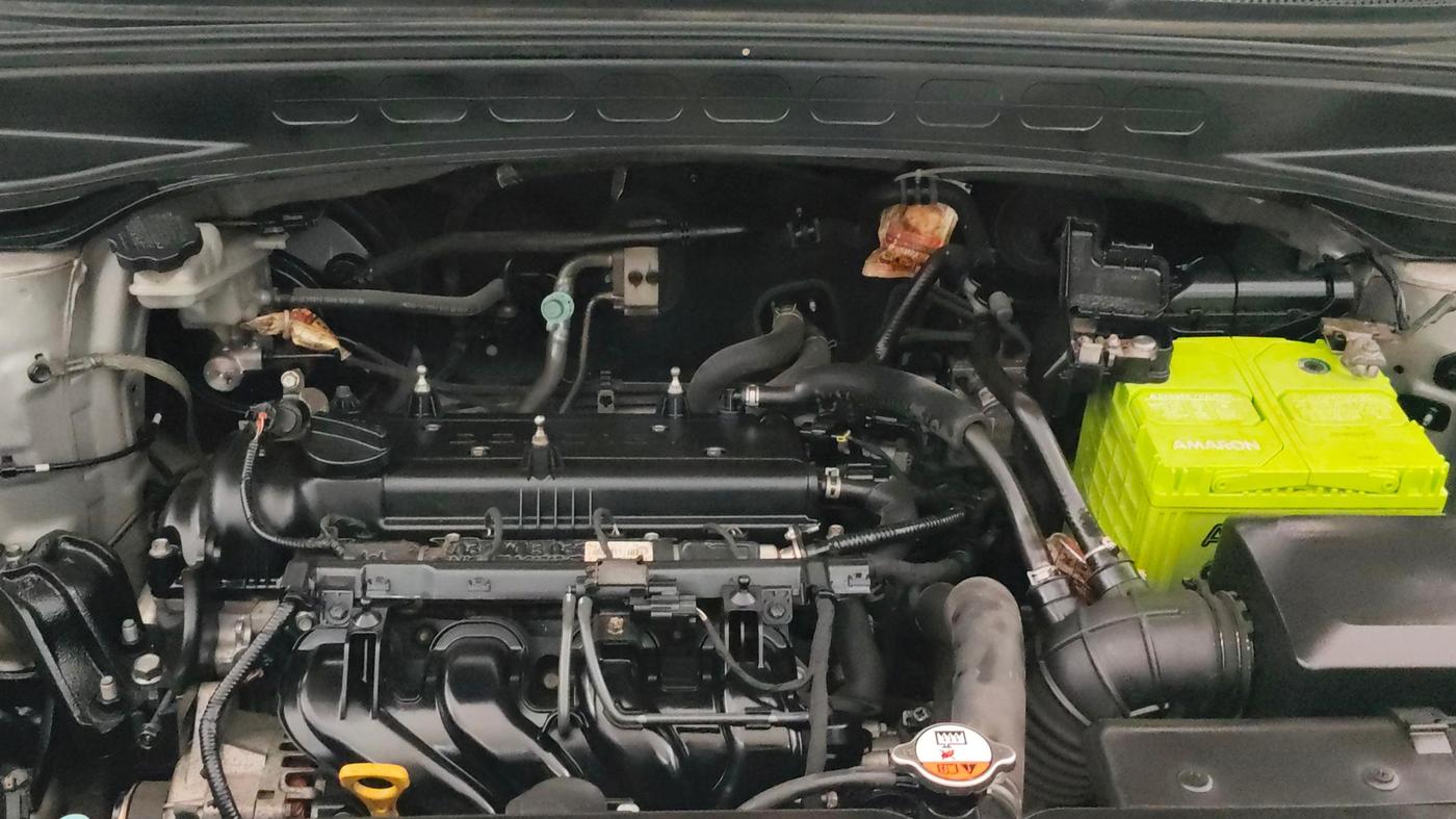 2016 Hyundai Creta SX PLUS 1.6 PETROL, Petrol, Manual, 1,06,589 km, Engine View