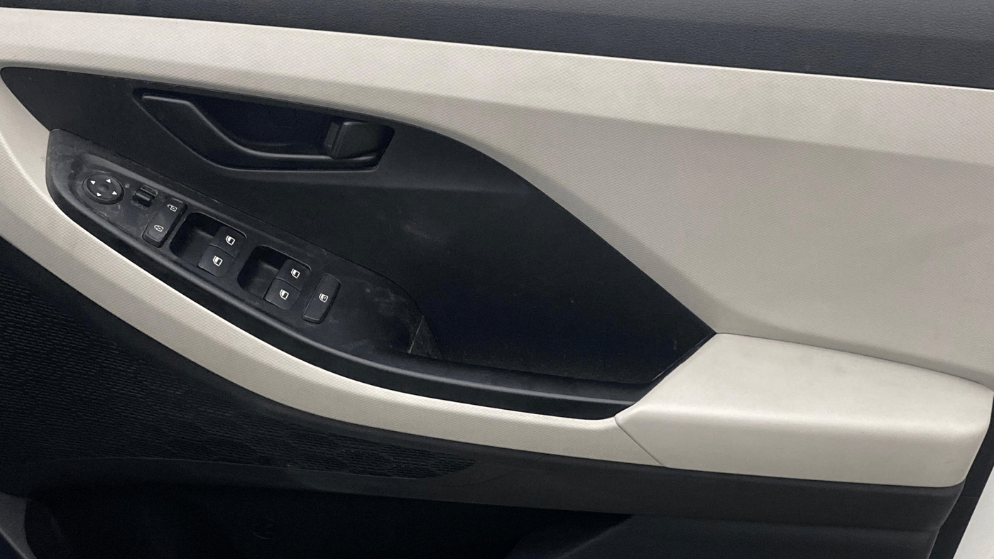 2023 Hyundai Creta EX 1.5 PETROL, Petrol, Manual, 42,919 km, Driver Side Door Panels Control