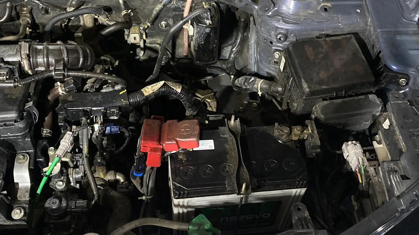 2023 Maruti BREZZA VXI SMART HYBRID, Petrol, Manual, 37,181 km, Engine View - Left