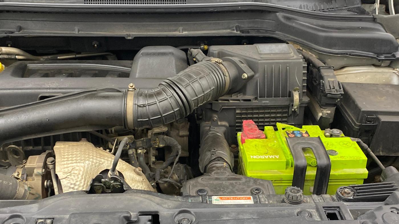 2021 Mahindra XUV300 W8 (O) 1.5 DIESEL, Diesel, Manual, 98,417 km, Engine View - Left