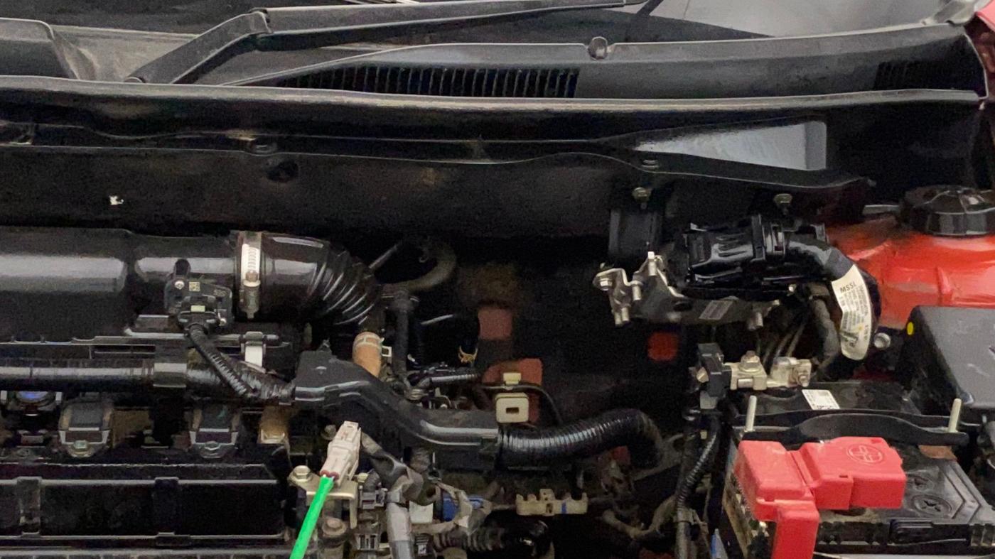 2021 Maruti Swift ZXI PLUS DUAL TONE, Petrol, Manual, 30,399 km, Engine View - Left