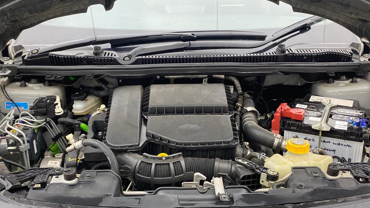 2025 Tata Curvv Accomplished Plus A 1.5 Diesel 7DCA, Diesel, Automatic, 18,198 km, Engine View
