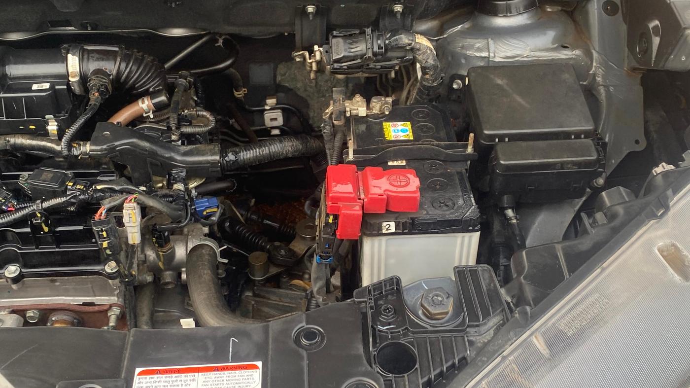 2021 Maruti XL6 ZETA MT, Petrol, Manual, 12,211 km, Engine View - Left