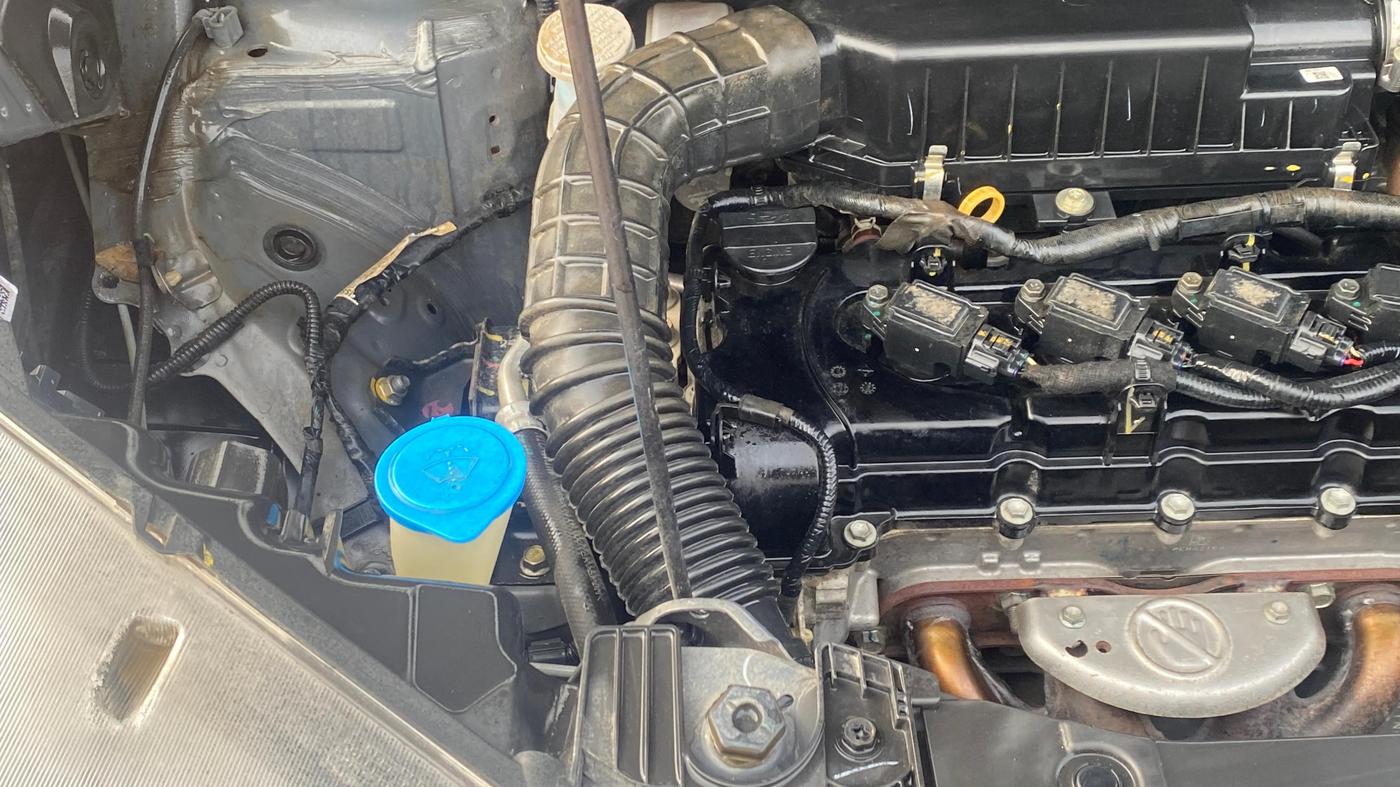 2021 Maruti XL6 ZETA MT, Petrol, Manual, 12,211 km, Engine View - Right