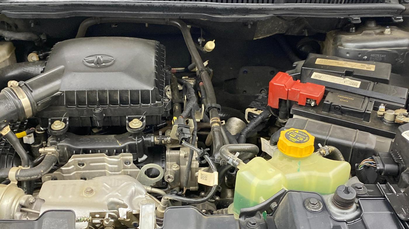 2023 Tata NEXON XZ PLUS PETROL SUNROOF, Petrol, Manual, 15,756 km, Engine View - Left