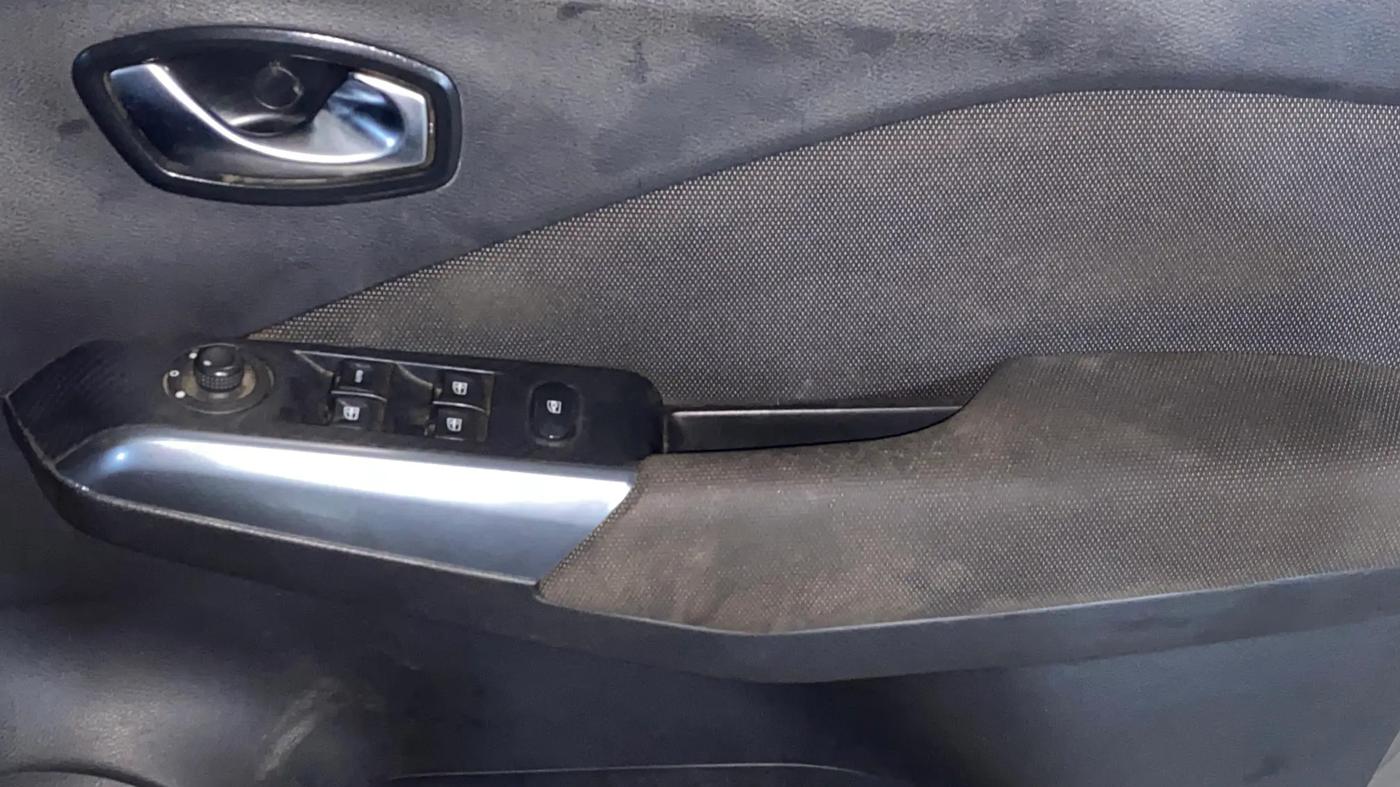 2019 Nissan Kicks XL 1.5, Petrol, Manual, 79,388 km, Driver Side Door Panels Control