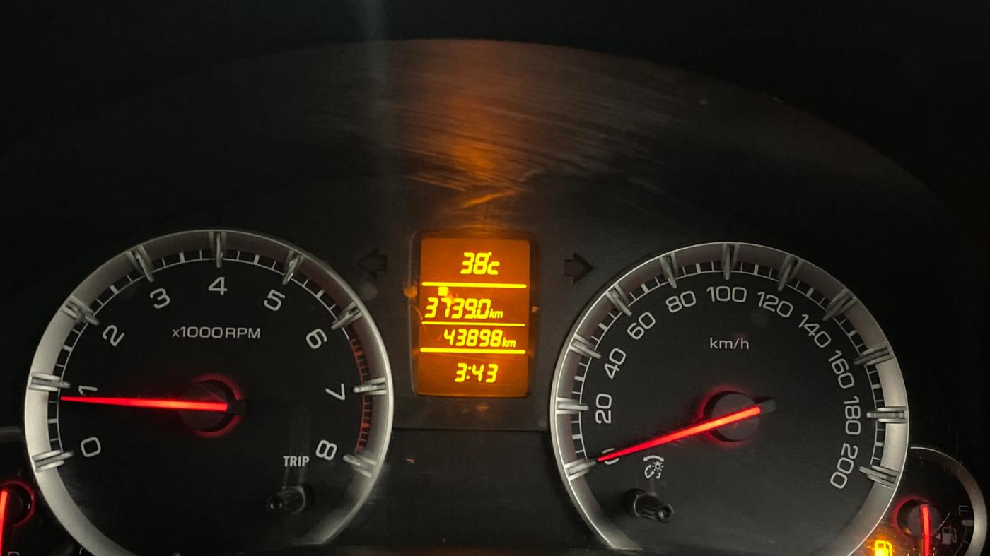 2016 Maruti Swift ZXI, Petrol, Manual, 43,971 km, Odometer Image