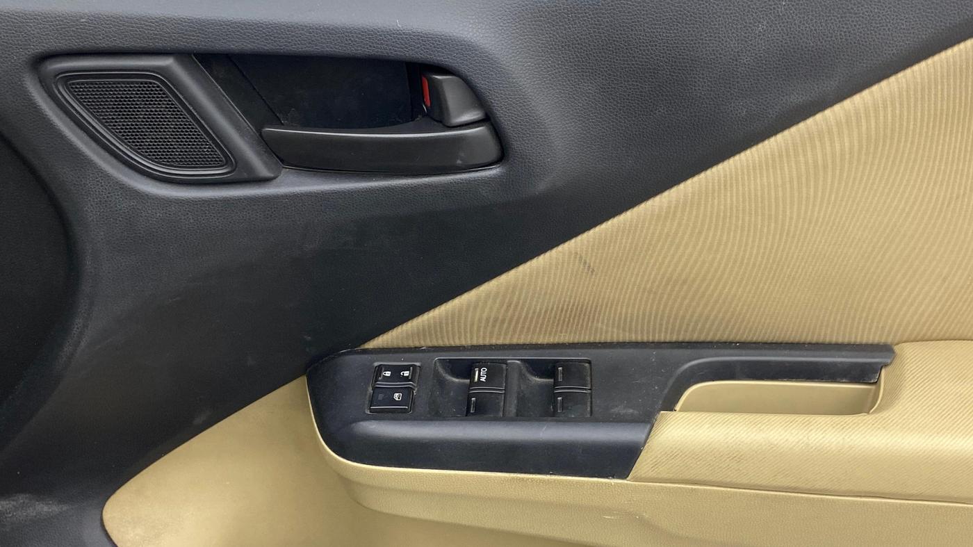 2015 Honda City 1.5L I-DTEC SV, Diesel, Manual, 84,118 km, Driver Side Door Panels Control