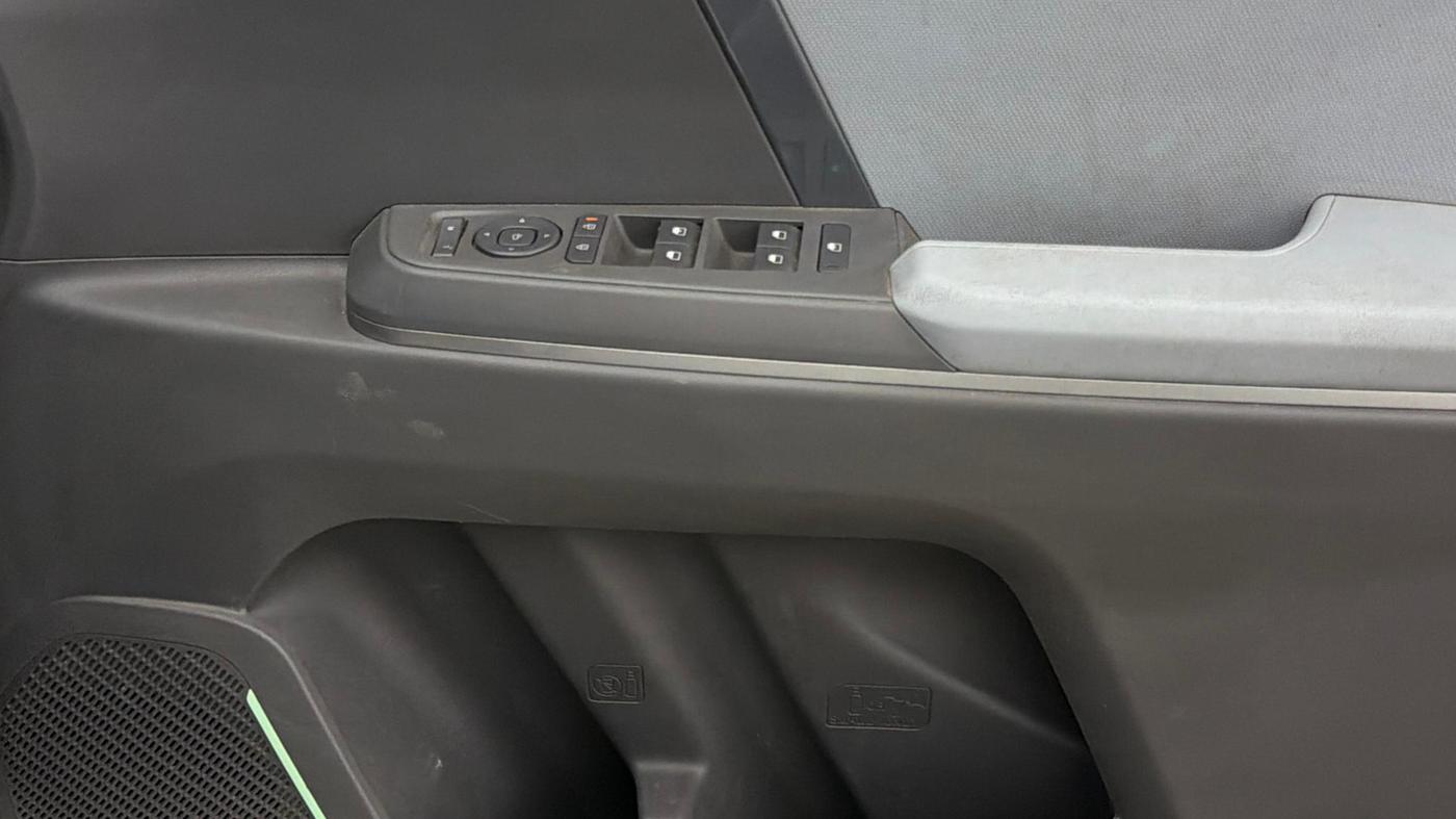 2025 KIA SYROS HTK Plus 1.5 Diesel 6MT, Diesel, Manual, 39,518 km, Driver Side Door Panels Control