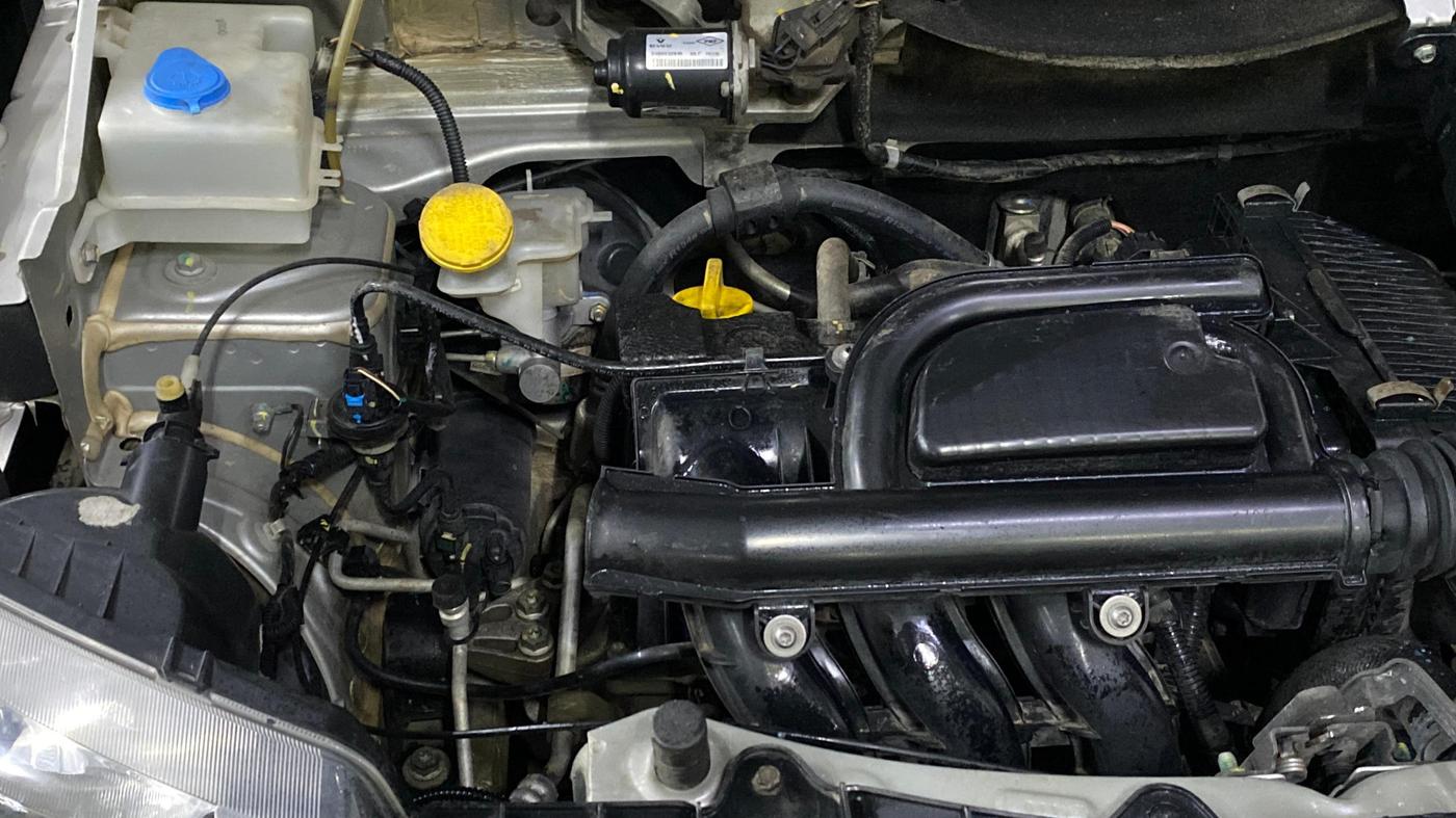 2019 Renault Kwid RXT 1.0 (O), Petrol, Manual, 52,006 km, Engine View - Right