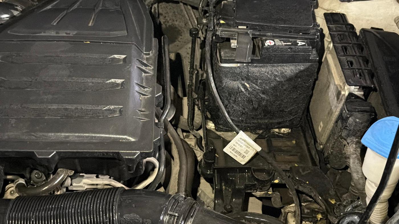 2021 Volkswagen TAIGUN TOPLINE 1.0 TSI AT, Petrol, Automatic, 87,210 km, Engine View - Left