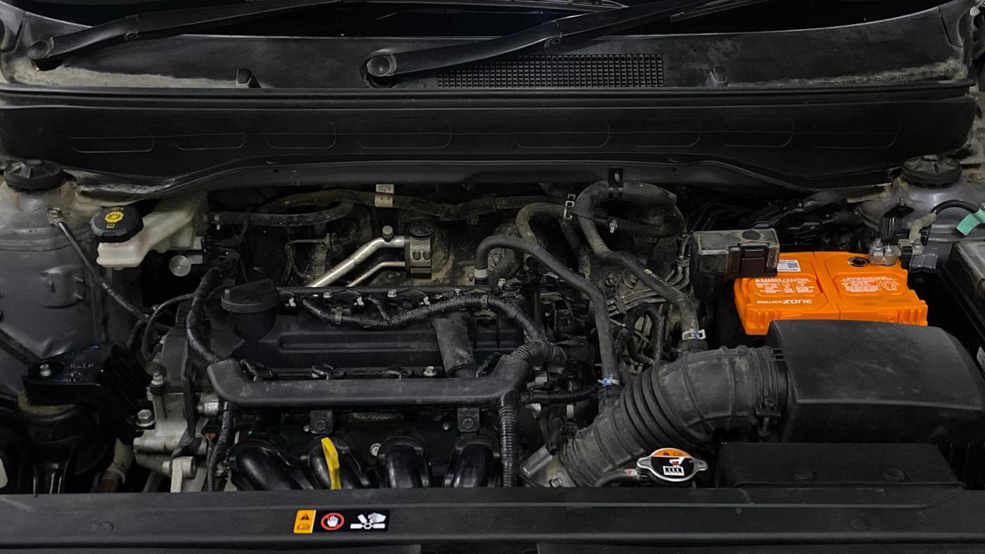 2020 Hyundai VENUE S 1.2, Petrol, Manual, 75,807 km, Engine View