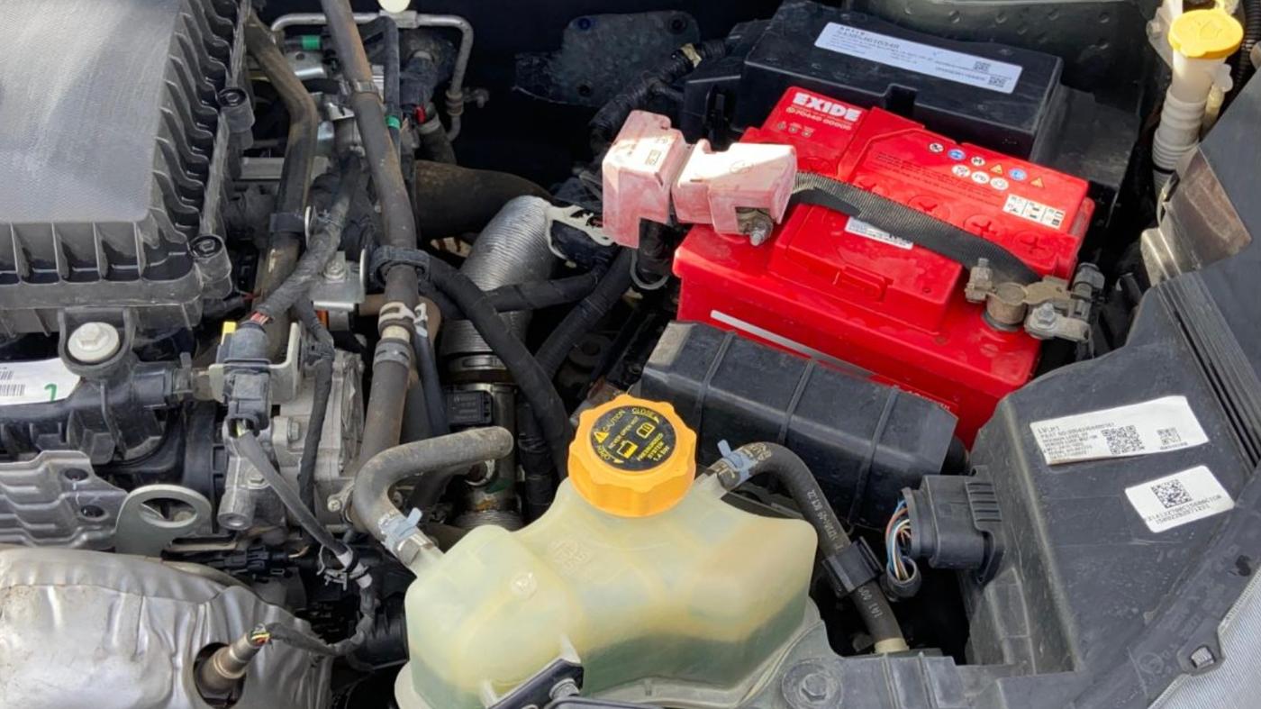 2022 Tata NEXON XM PLUS SUNROOF PETROL, Petrol, Manual, 26,409 km, Engine View - Left