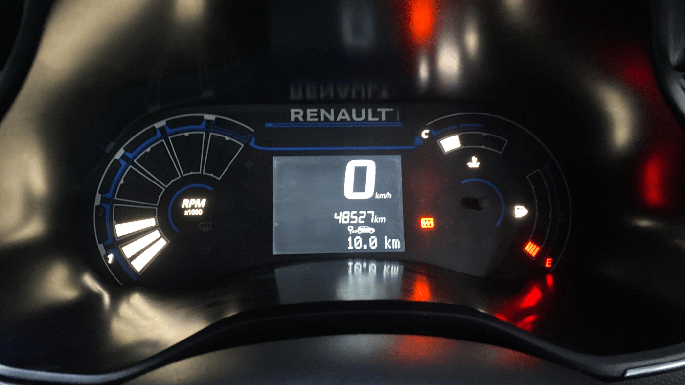2020 Renault TRIBER RXT, Petrol, Manual, 48,527 km, Odometer Image