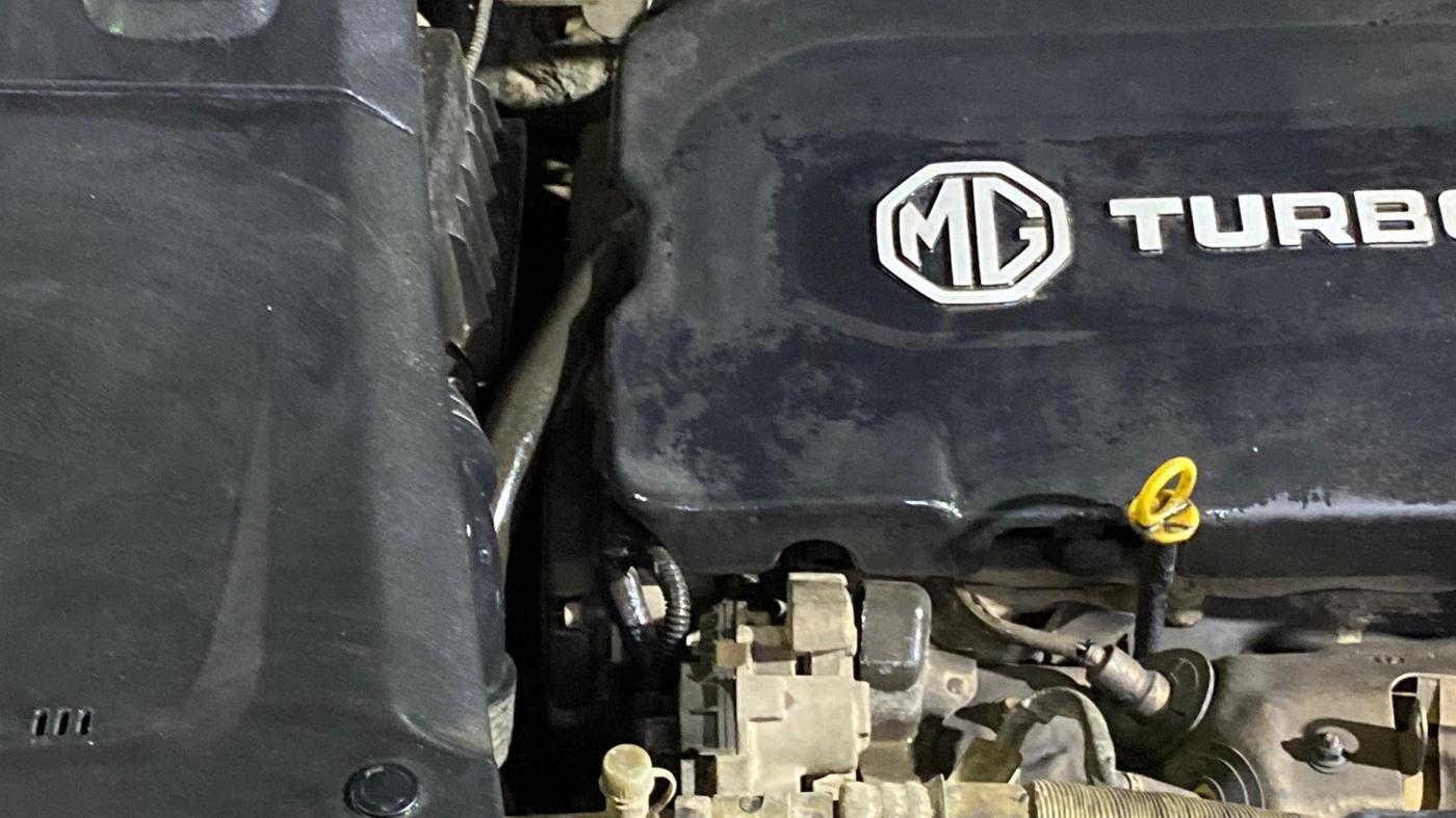 2022 MG HECTOR PLUS SELECT 2.0 DIESEL TURBO MT 7-STR, Diesel, Manual, 94,504 km, Engine View - Right