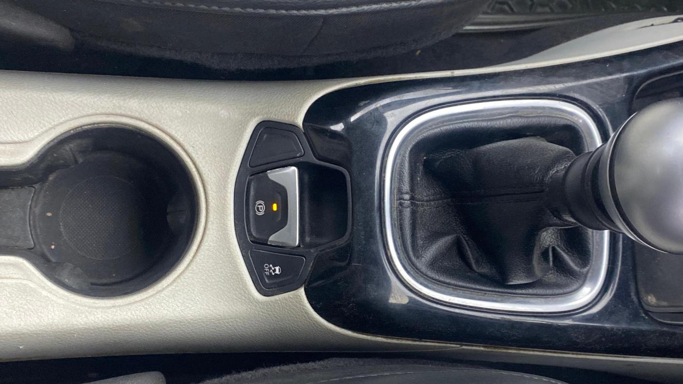 2018 Jeep Compass LIMITED (O) 2.0 DIESEL, Diesel, Manual, 1,22,447 km, Gear Lever