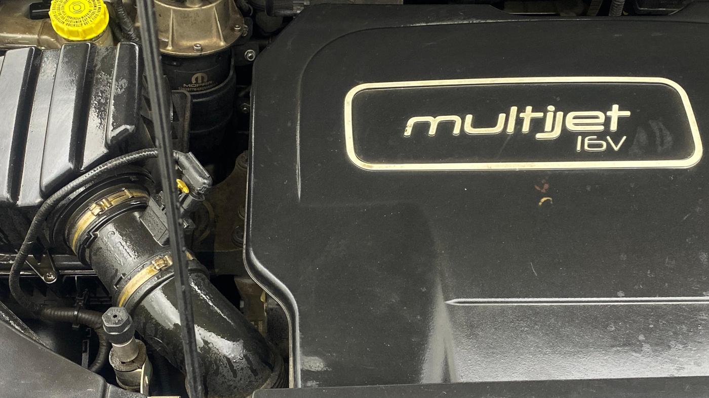 2018 Jeep Compass LIMITED (O) 2.0 DIESEL, Diesel, Manual, 1,22,447 km, Engine View - Right