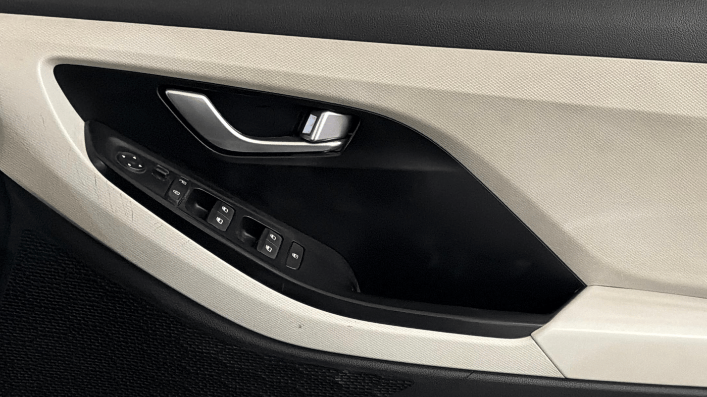 2020 Hyundai Creta S 1.5 PETROL, Petrol, Manual, 90,220 km, Driver Side Door Panels Control