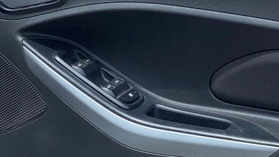 2019 Ford FREESTYLE TREND PLUS 1.5 DIESEL, Diesel, Manual, 74,661 km, Driver Side Door Panels Control