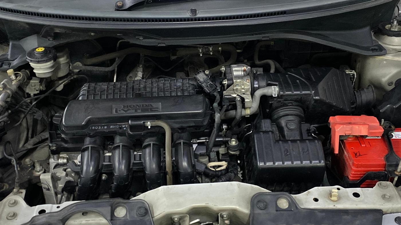 2015 Honda Amaze 1.2L I-VTEC S, Petrol, Manual, 90,897 km, Engine View
