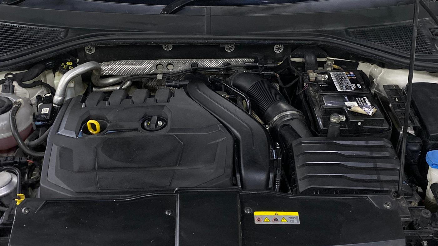 2021 Volkswagen T-ROC 1.5 TSI AT, Petrol, Automatic, 79,886 km, Engine View