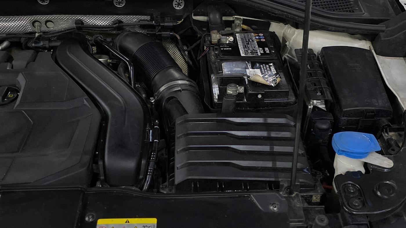 2021 Volkswagen T-ROC 1.5 TSI AT, Petrol, Automatic, 79,886 km, Engine View - Left