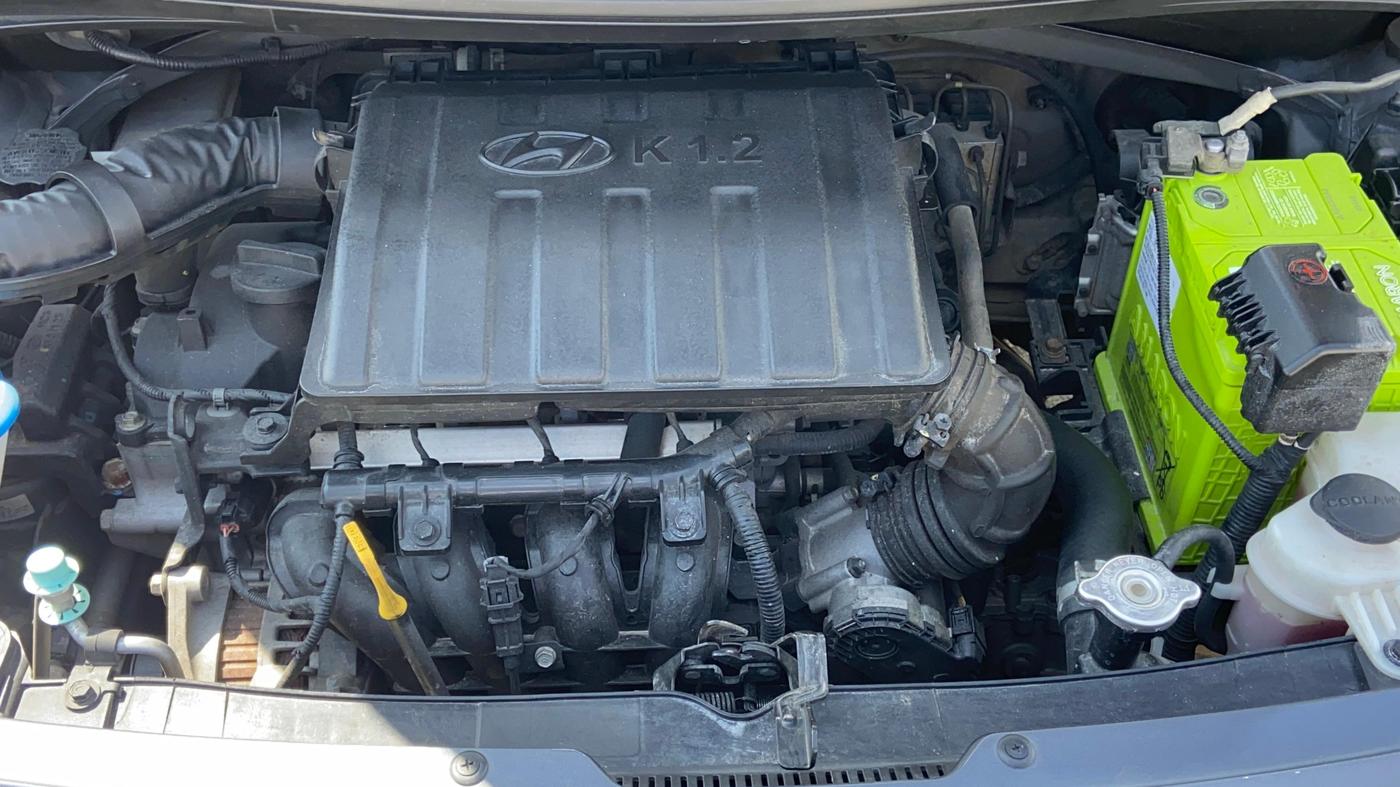 2019 Hyundai Grand i10 MAGNA 1.2 KAPPA VTVT, Petrol, Manual, 76,299 km, Engine View