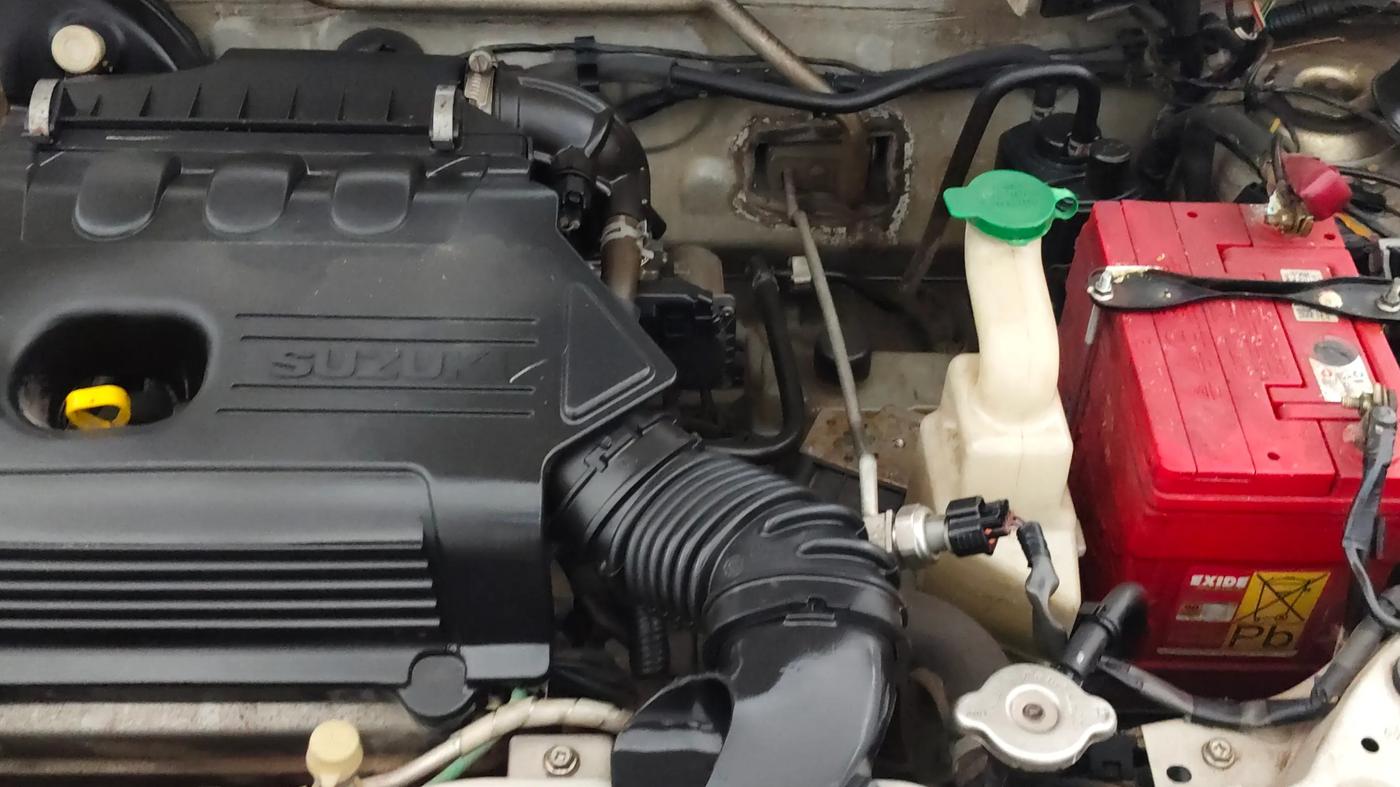 2016 Maruti Alto K10 VXI AMT, Petrol, Automatic, 40,679 km, Engine View - Left
