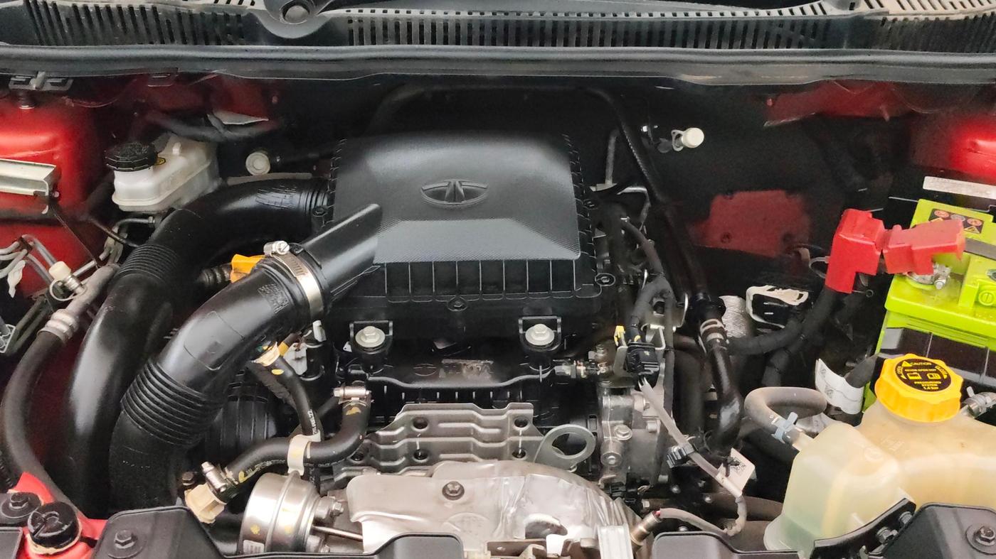 2022 Tata NEXON XZ PLUS PETROL, Petrol, Manual, 16,153 km, Engine View