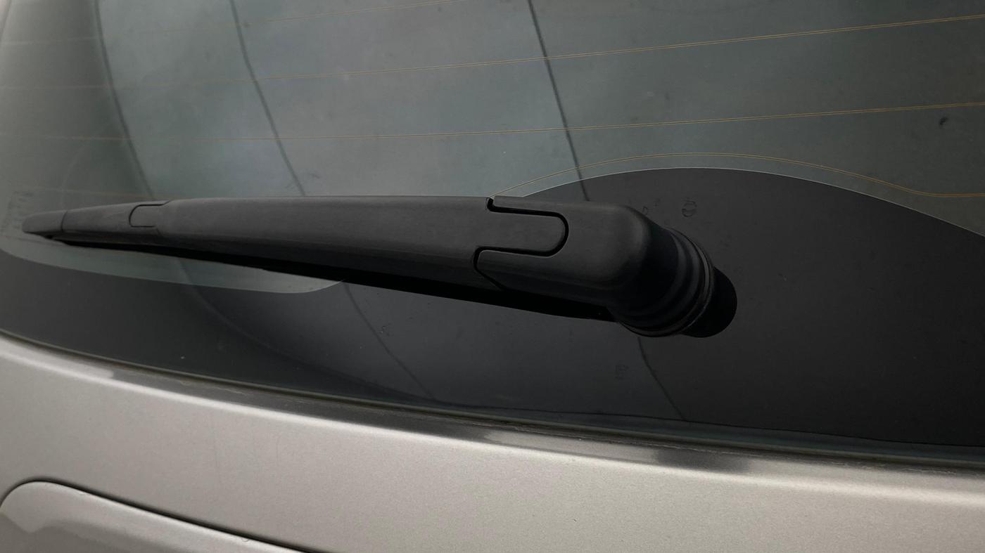 2015 Maruti S Cross ALPHA 1.6, Diesel, Manual, 67,120 km, Rear Wiper