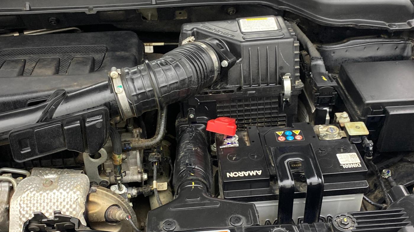 2023 Mahindra XUV300 W8 (O) 1.2 PETROL AMT, Petrol, Automatic, 12,571 km, Engine View - Left