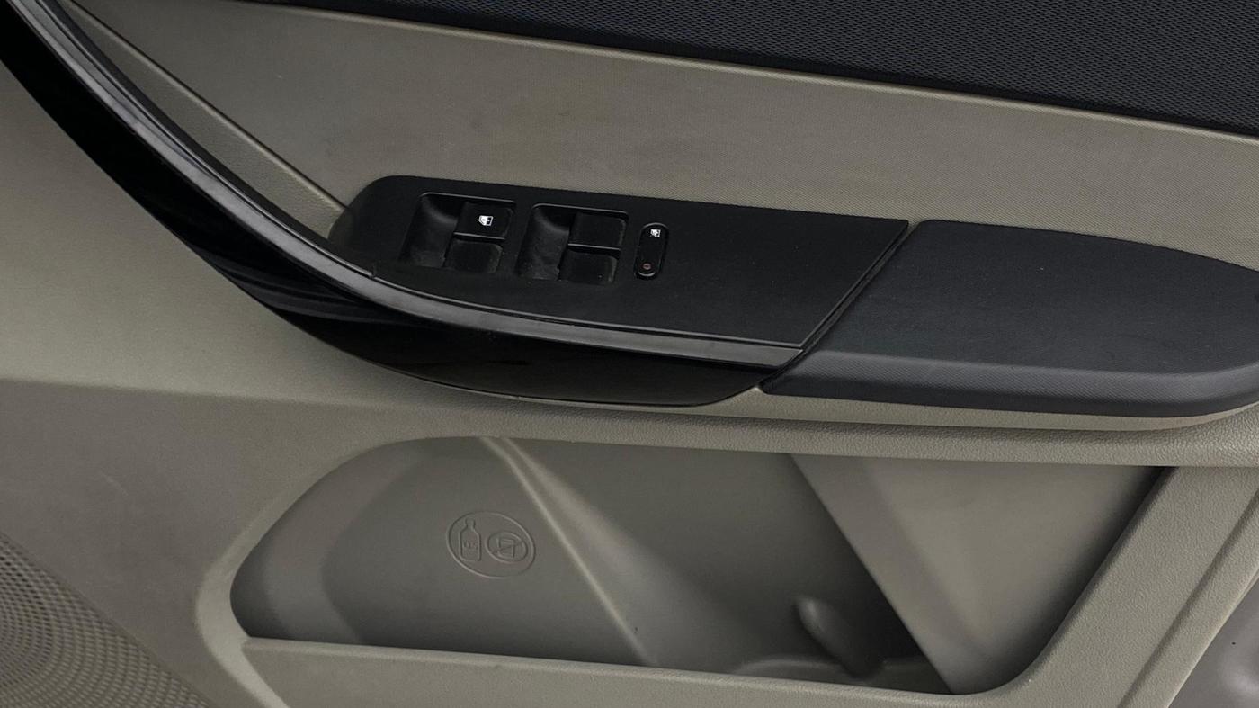 2019 Tata Tiago XZA PETROL, Petrol, Automatic, 57,457 km, Driver Side Door Panels Control