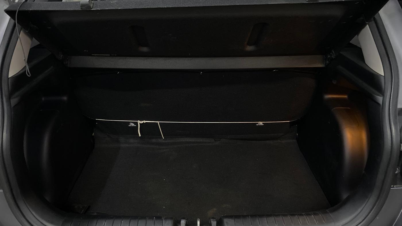 2020 Hyundai VENUE SX 1.0 TURBO, Petrol, Manual, 30,391 km, Boot Inside