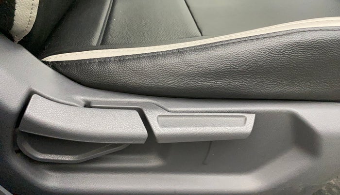 2019 Hyundai GRAND I10 NIOS ASTA 1.2 KAPPA VTVT, Petrol, Manual, 43,885 km, Driver Side Adjustment Panel
