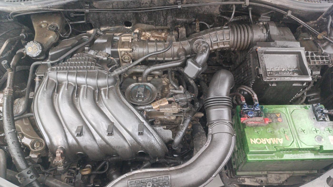 2017 Renault Duster RXL PETROL, Petrol, Manual, 57,248 km, Engine View