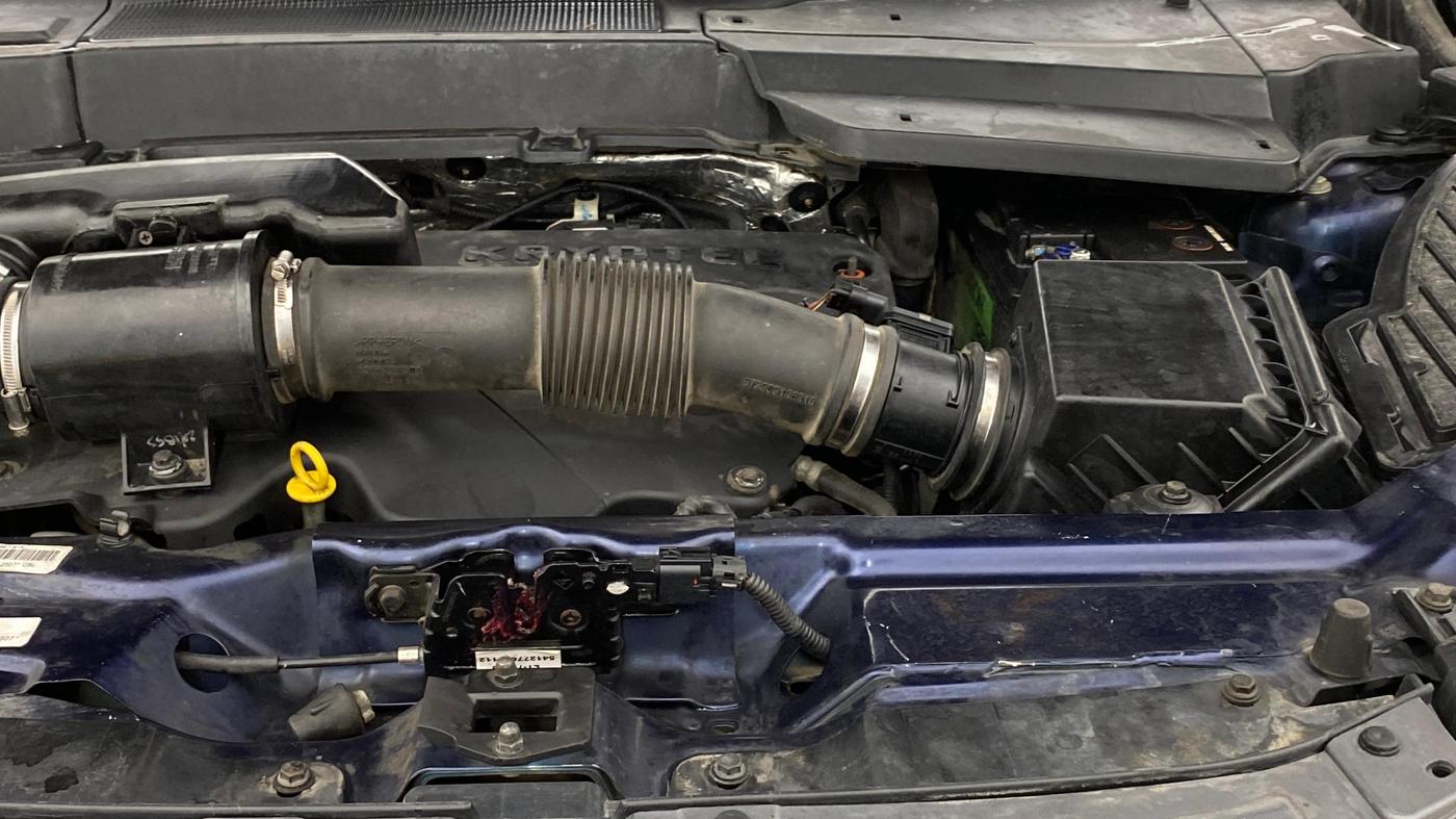 2021 Tata Safari XZA PLUS, Diesel, Automatic, 1,31,793 km, Engine View - Left