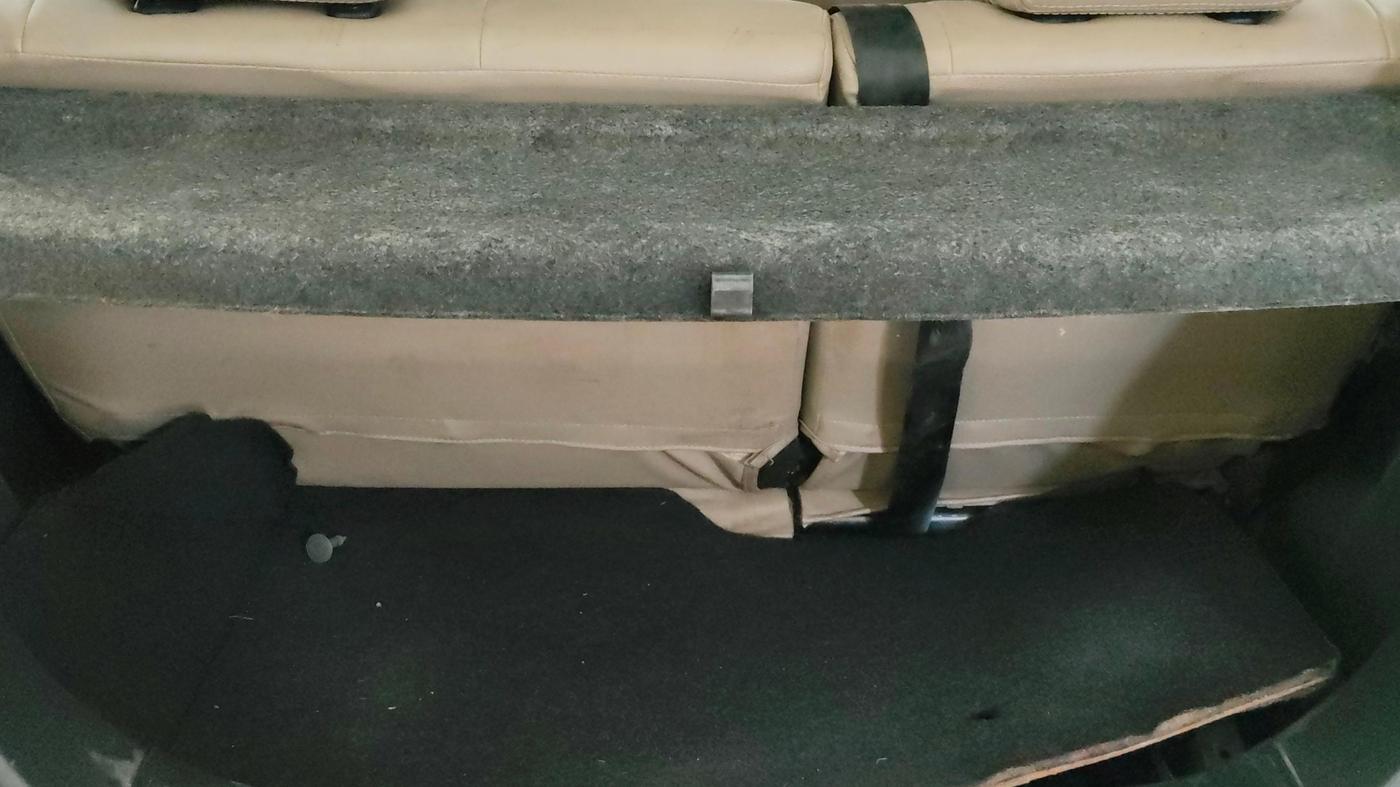 2016 Maruti Wagon R 1.0 VXI AMT, Petrol, Automatic, 28,834 km, Boot Inside
